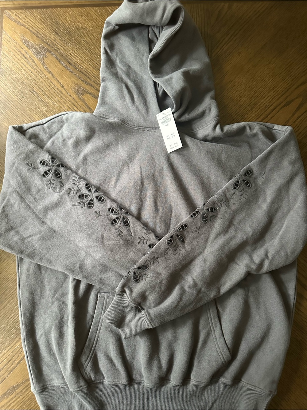 Hollister NWT-Women's Gray Hooded Sweater with Embroidered Sleeve Detail